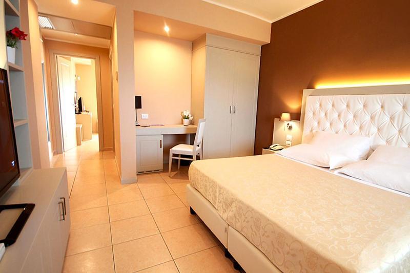 Vale-Mare-Tropea Hotell Exteriör bild